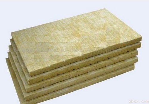 巖棉板保溫材料 巖棉板生產(chǎn)廠家
