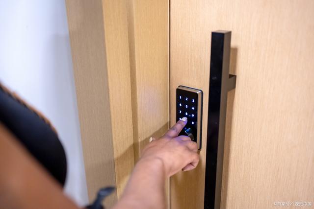 智能門(mén)鎖怎么設(shè)置密碼及修改密碼?