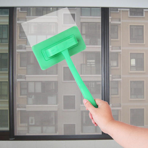 擦紗窗用什么擦干凈 紗窗怎么安裝到軌道上