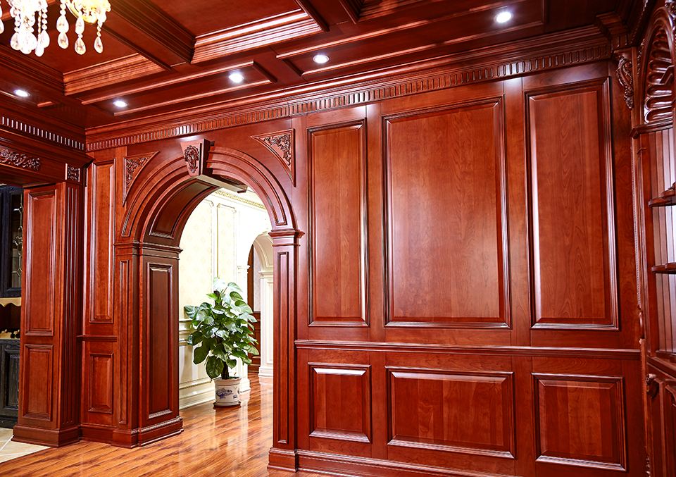 實(shí)木護(hù)墻板的優(yōu)點(diǎn)是什么，實(shí)木護(hù)墻板的保養(yǎng)方法有哪些?