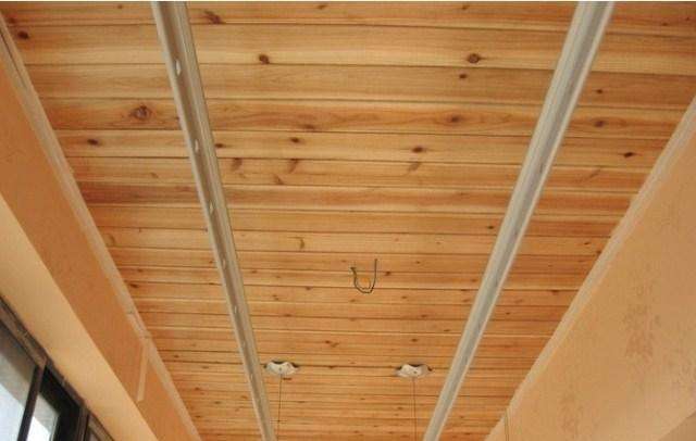 吊頂用石膏板好還是木板好 石膏板吊頂如何選購