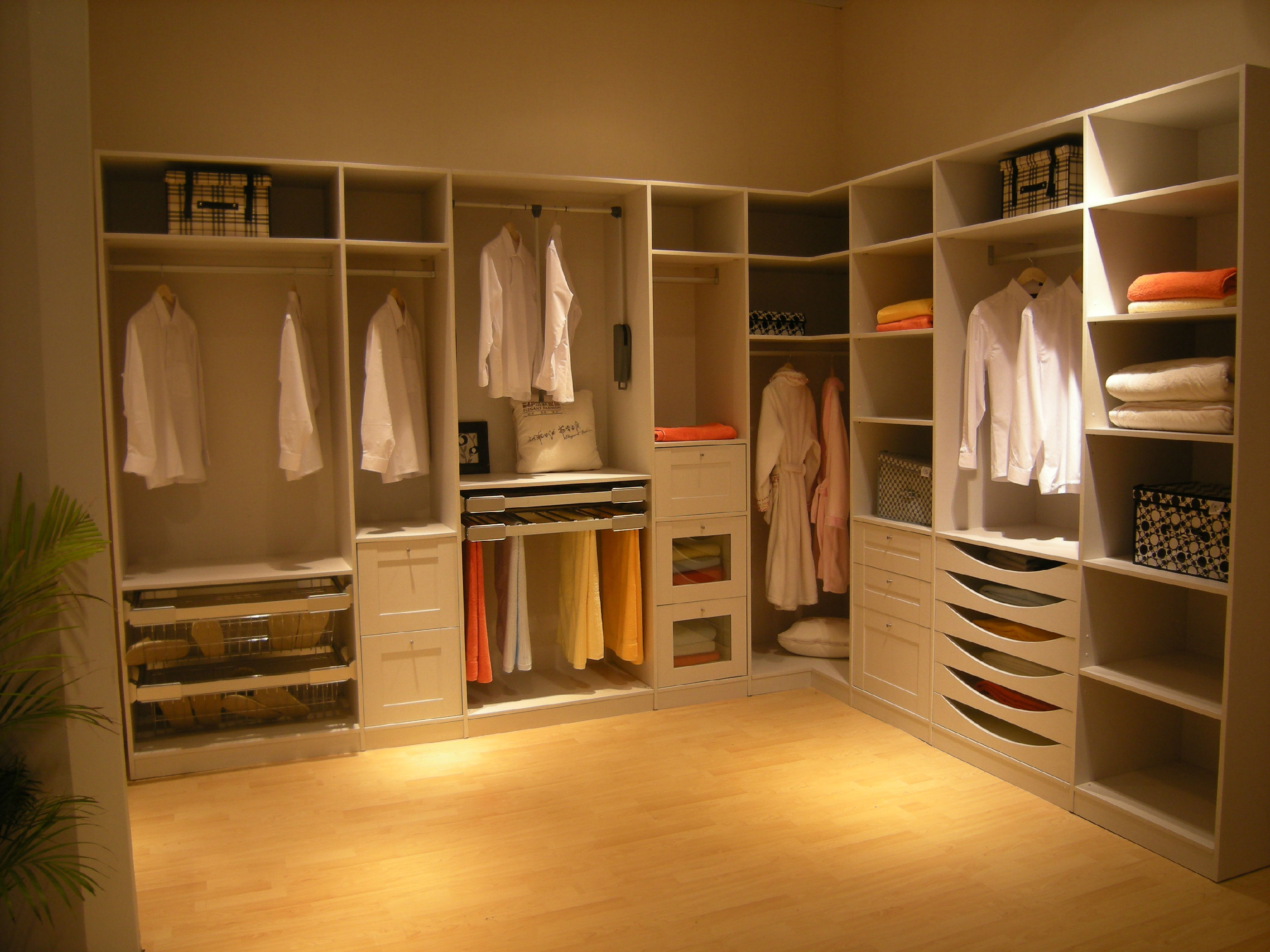 什么是柜體 怎么挑選衣柜板材?