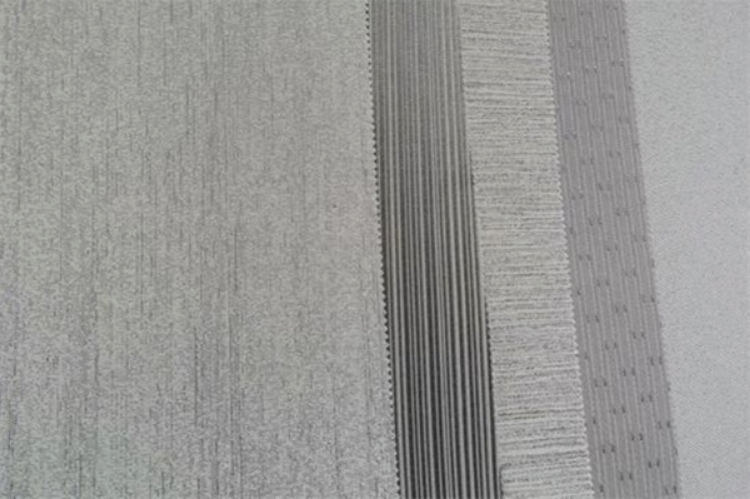 高精密墻布是什么材質(zhì)做的？高精密墻布的優(yōu)點(diǎn)和缺點(diǎn)有哪些？