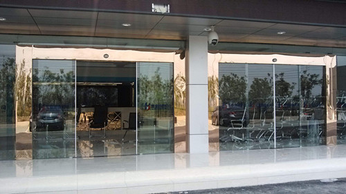 自動(dòng)感應(yīng)門有何特點(diǎn)，自動(dòng)感應(yīng)門選購(gòu)注意事項(xiàng)是什么?