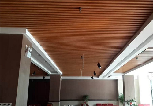 集成吊頂特點有哪些，集成吊頂選購注意事項有哪些?