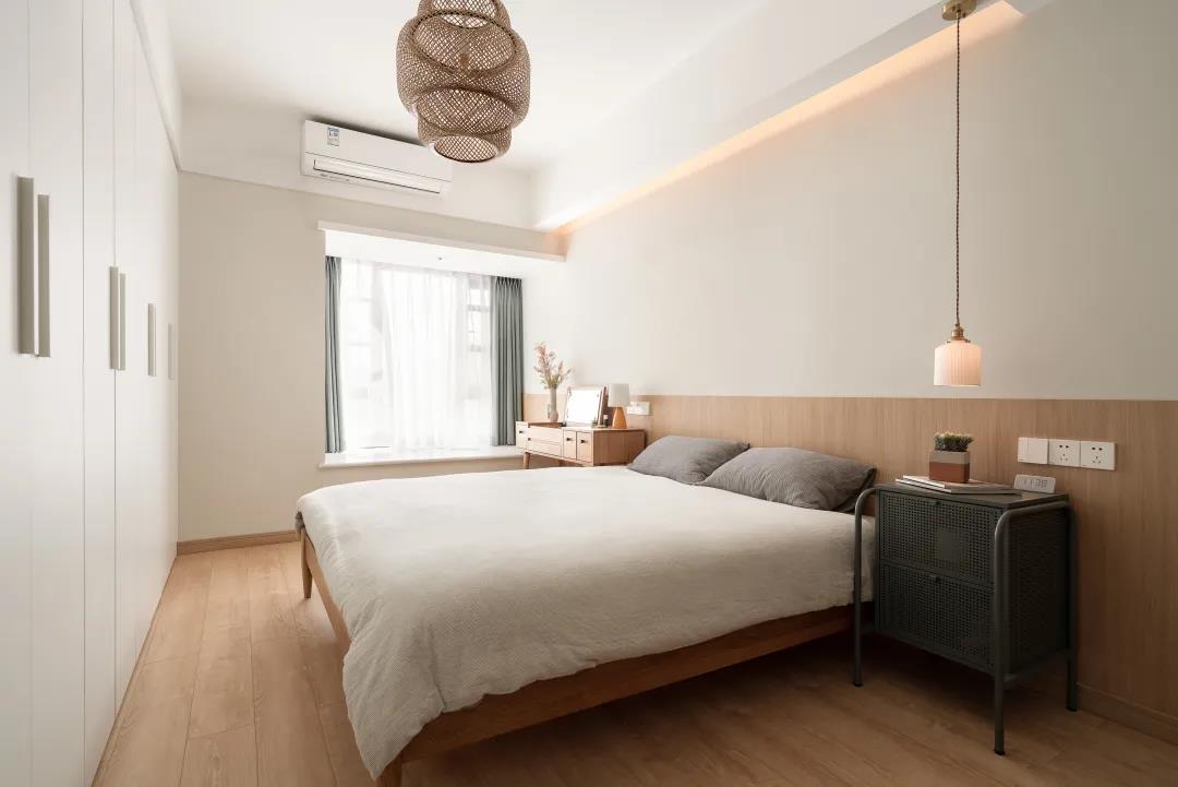 三室房子裝修完如何打掃衛(wèi)生?找保潔公司開荒保潔要注意什么?