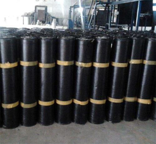 自粘防水卷材怎樣施工方法有哪些，自粘防水卷材鋪設(shè)要注意什么?