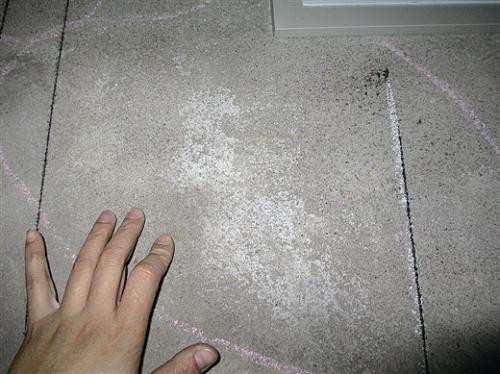 墻面返堿怎么處理，如何預防墻面返堿?