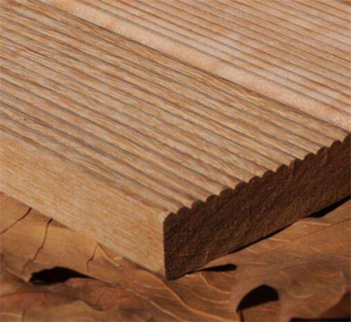 防腐木的特點有哪些，防腐木該如何選購?