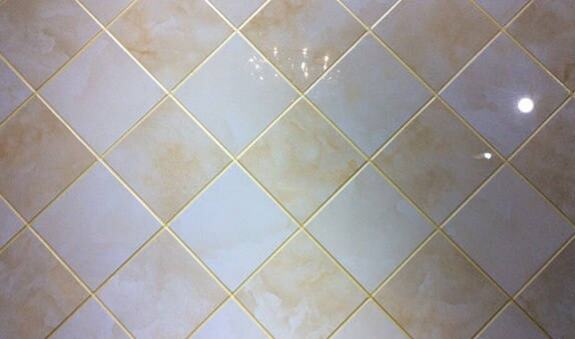 玻化磚和全拋釉的區(qū)別有哪些?