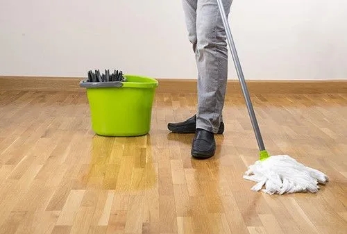 裝修小常識分享：怎樣清潔木地板?