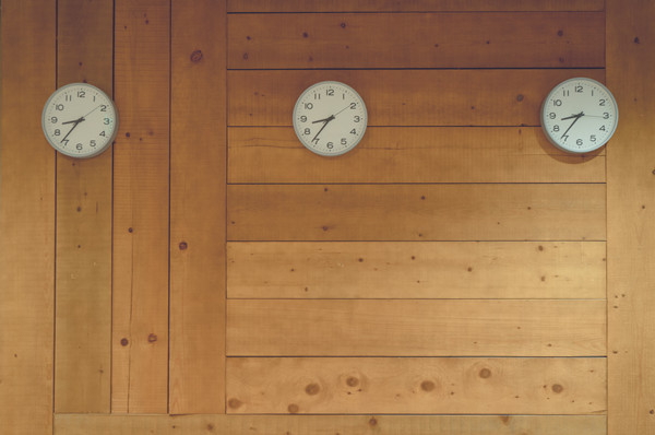 密度板和復合板哪種好，密度板和復合板區(qū)別有哪些?