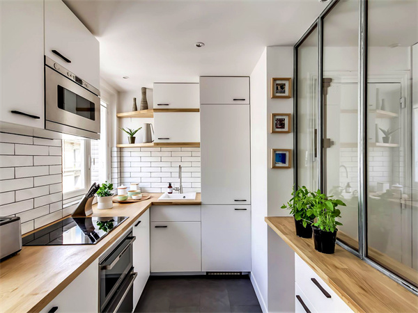 選購櫥柜的技巧有哪些，U形櫥柜設(shè)計(jì)要點(diǎn)是什么?