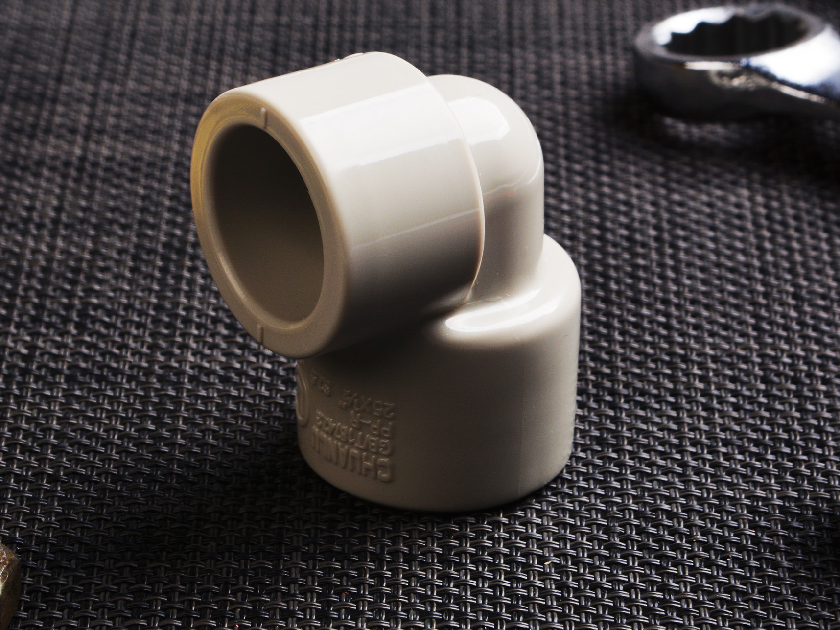 碳鋼彎頭是什么，碳鋼彎頭有什么特點(diǎn)?