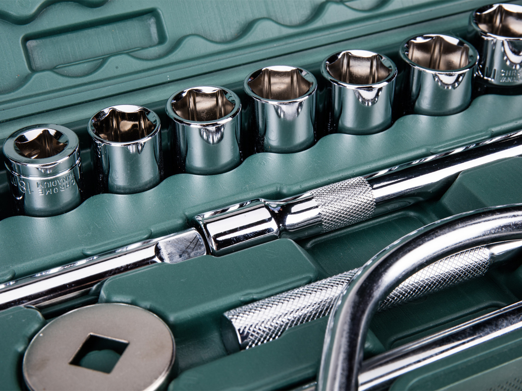 高強(qiáng)螺栓規(guī)格是什么，螺栓種類有哪些?